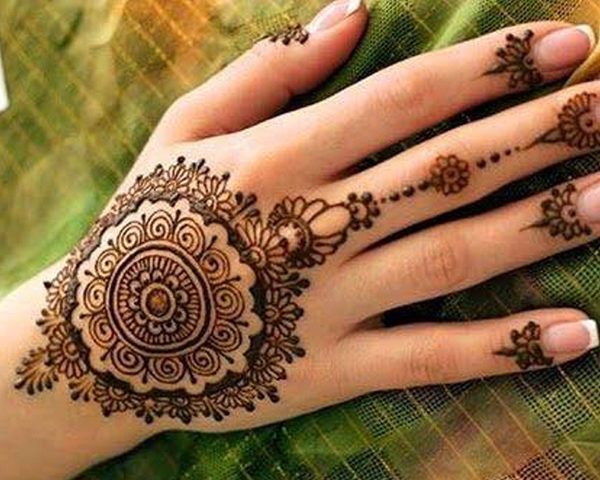 Beautiful-Style-Circle-Eid-ul-Fitr-Mehndi-Designs.jpg