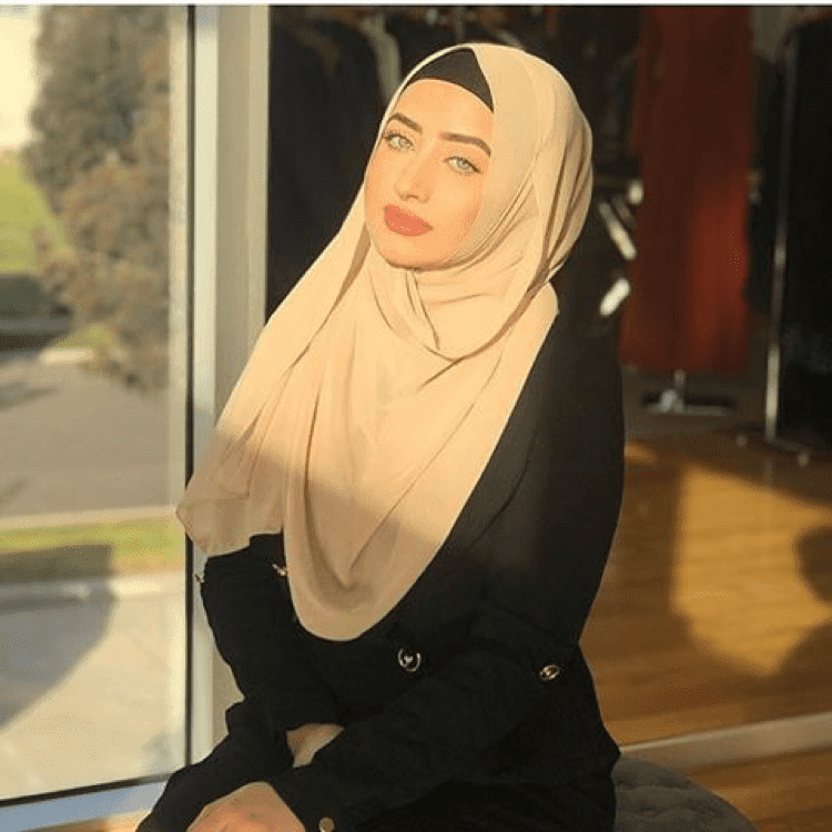 Hijabi Stunning Make up Look - Beauty & Style Tips