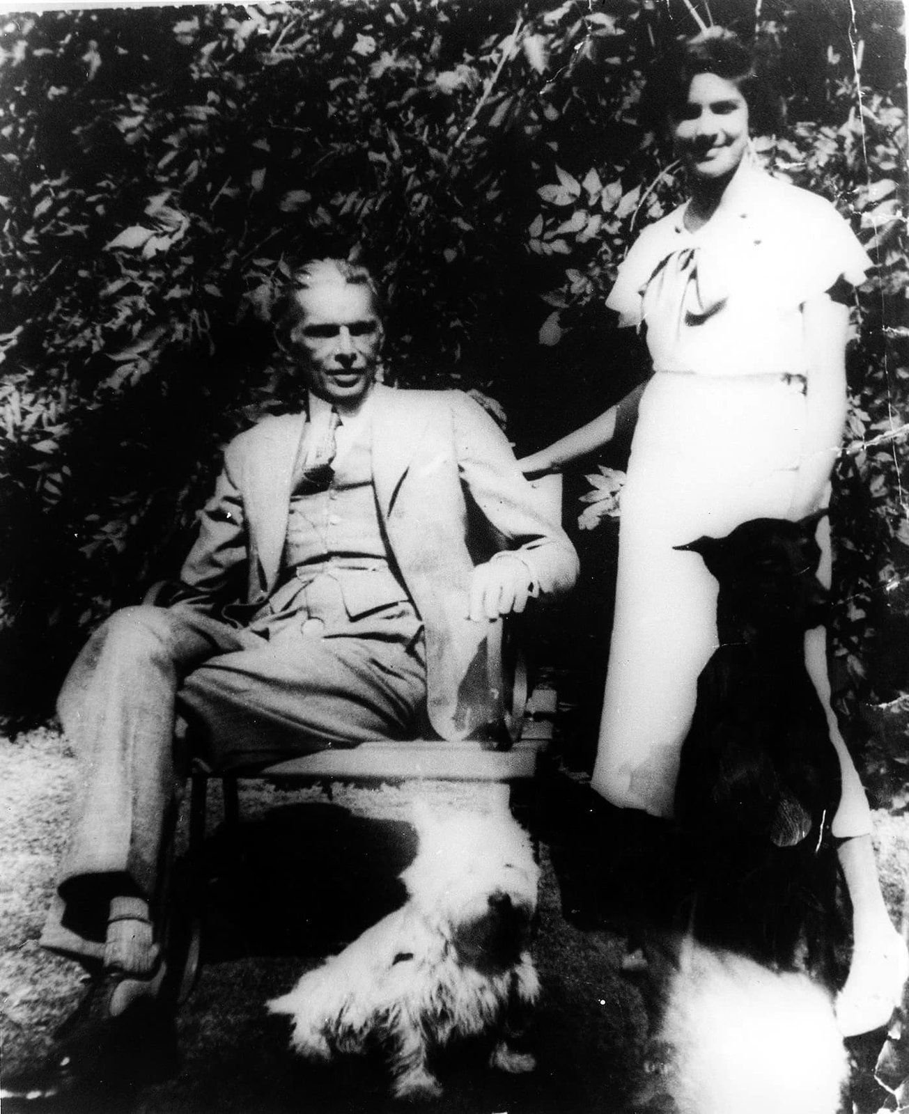 Jinnah and Dina Wadia.jpg