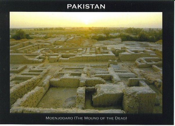 pakistan-ruins-of-moenjodaro-unesco.jpg