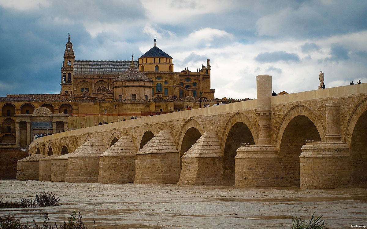 Puente_romano_y_mezquita.jpg