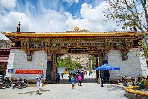 Sera Monastery.jpg