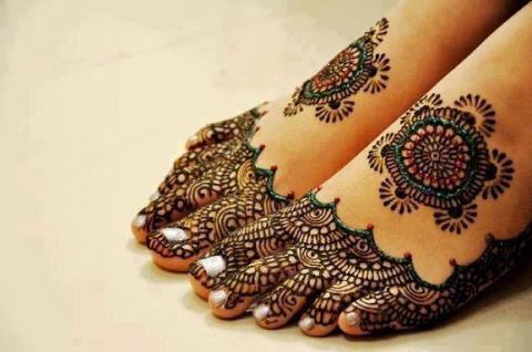 Traditional-bridal-mehndi-designs.jpg