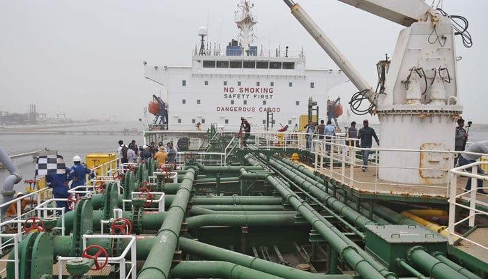 2nd Shipment of Russian Crude Oil Arrives at Karachi Port