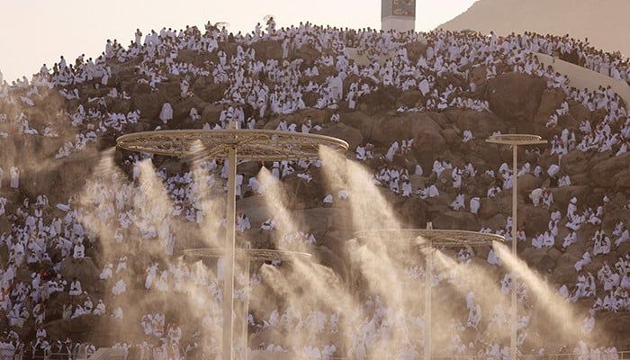 2.5 Million Muslims Embark on Historic Hajj Pilgrimage in Makkah